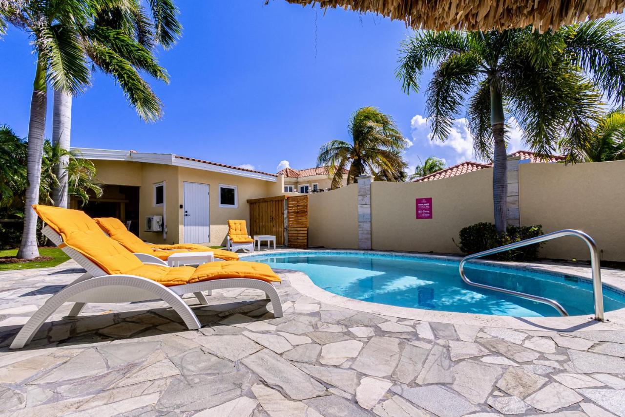 Ruby 15 Villa Palm Beach ภายนอก รูปภาพ